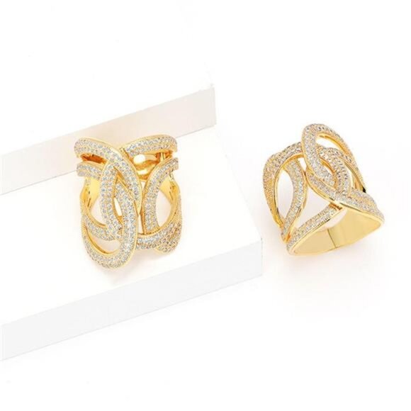 18K Gold-Plated Zircon Interwoven Ring - Picture 3 of 5